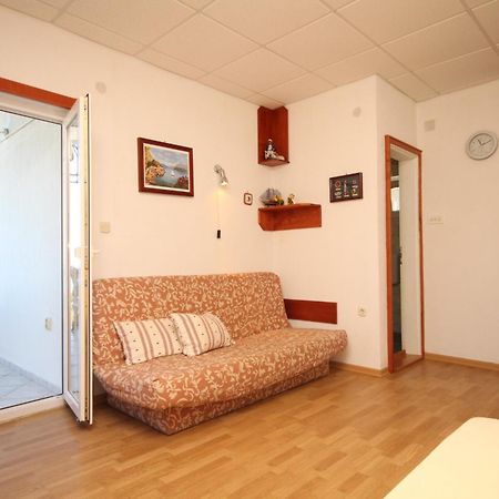Apartments With A Parking Space Preko, Ugljan - 8224 객실 사진