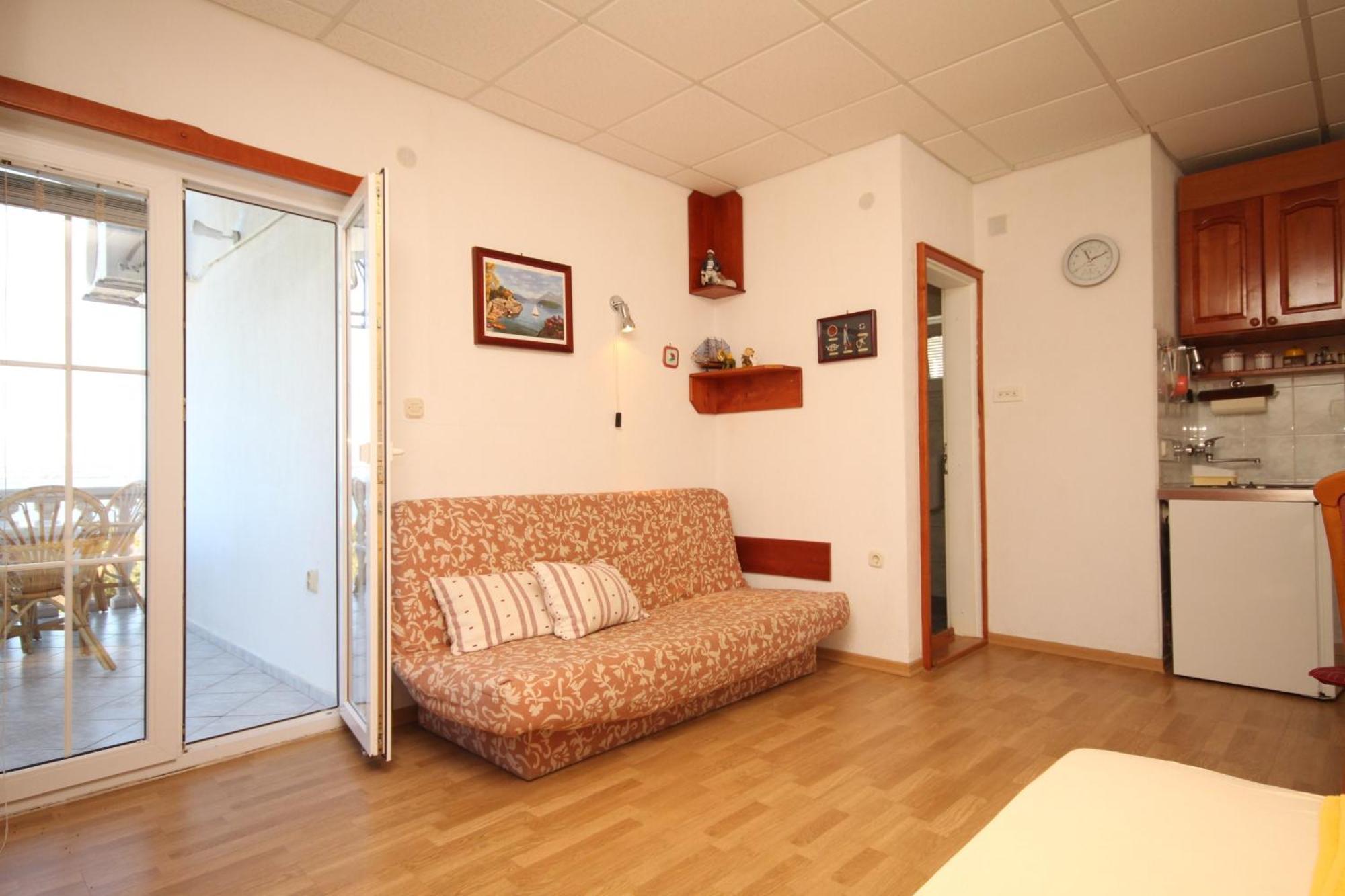 Apartments With A Parking Space Preko, Ugljan - 8224 객실 사진
