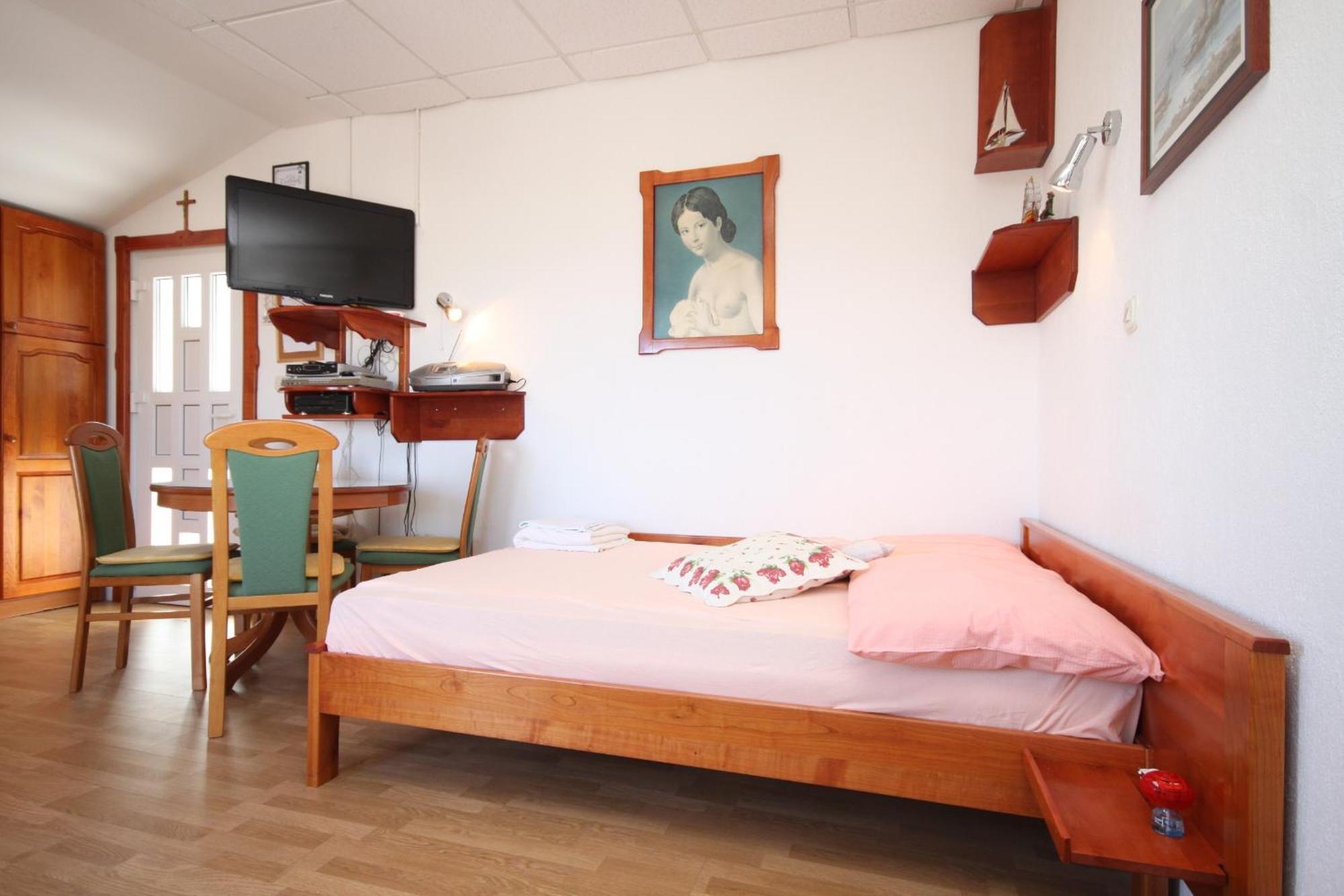 Apartments With A Parking Space Preko, Ugljan - 8224 객실 사진