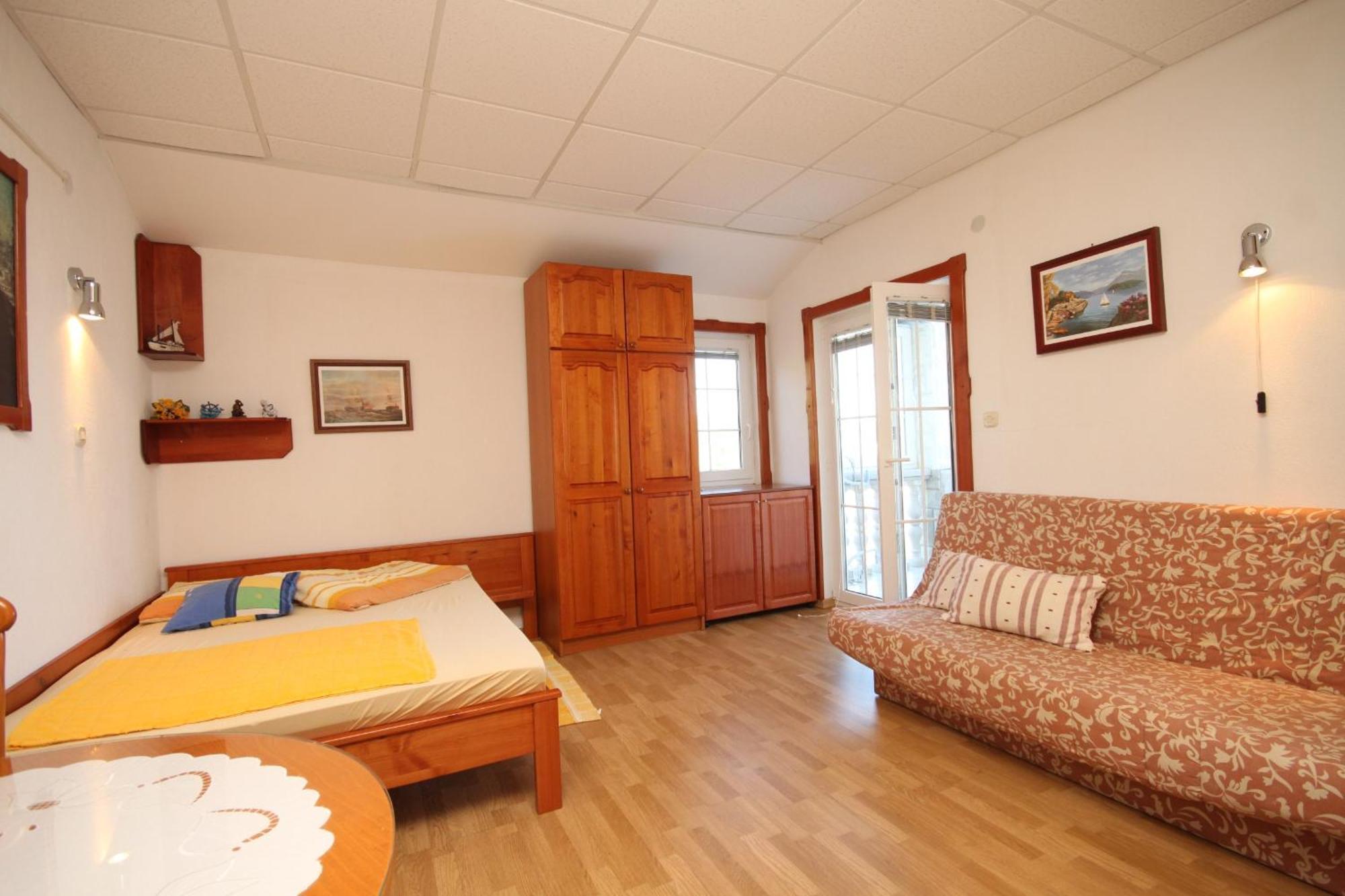 Apartments With A Parking Space Preko, Ugljan - 8224 객실 사진